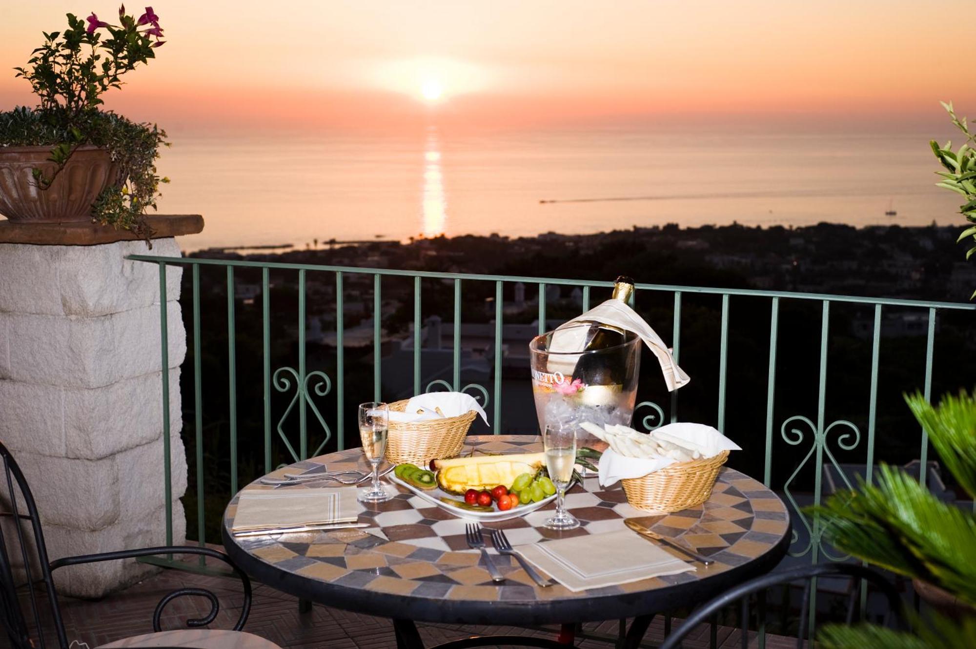 Poggio Del Sole Hotel Forio di Ischia Kültér fotó